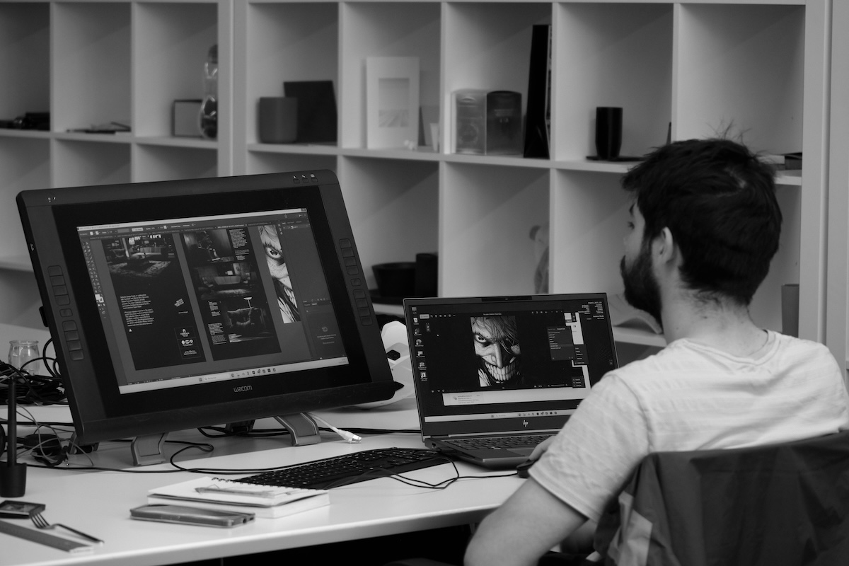 Il covo del Joker al Salone del Mobile 2025: il design incontra il caos