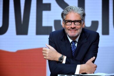 Dritto e Rovescio, ospiti stasera: Rampini spiega le conseguenze dei dazi USA sull’economia globale