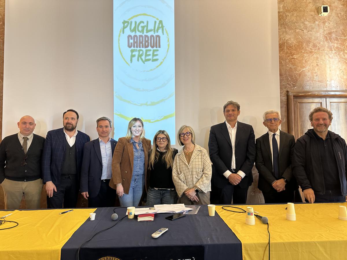 Puglia Carbon Free: un protocollo per una regione sostenibile Puglia Carbon Free: un protocollo per una regione sostenibile