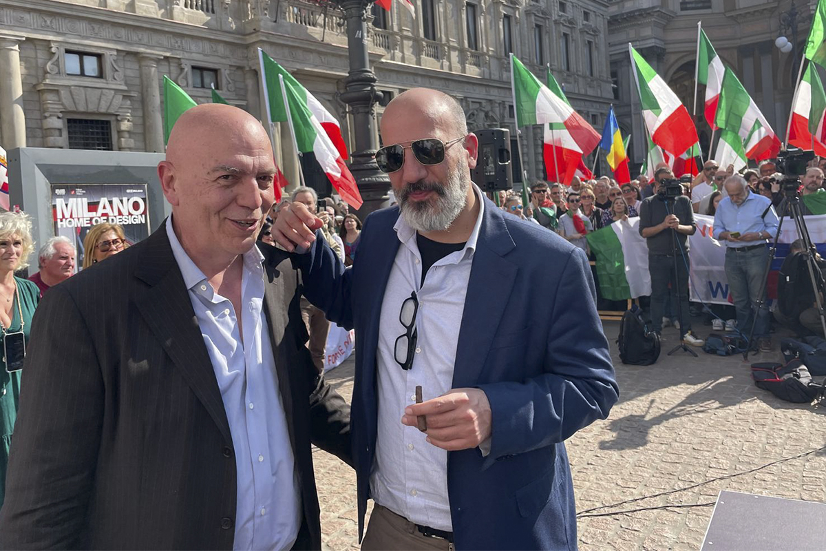 Galleria foto 'Re Carlo, Marco Rizzo: “Nessun ordine da Buckingham Palace. Le istituzioni dimenticano le centinaia di migliaia di vittime per le bombe britanniche”' - foto 1