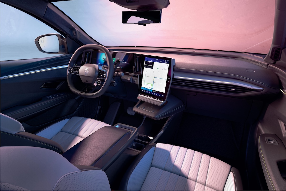 Renault Scenic E-Tech Electric 2025: più comfort, più tecnologia, la famiglia elettrica guarda avanti Renault Scenic E-Tech Electric 2025: più comfort, più tecnologia, la famiglia elettrica guarda avanti