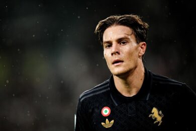 Scommesse sui siti illegali, indagati 12 calciatori di serie A. Le intercettazioni di Tonali e Fagioli: ecco cosa si sono detti 