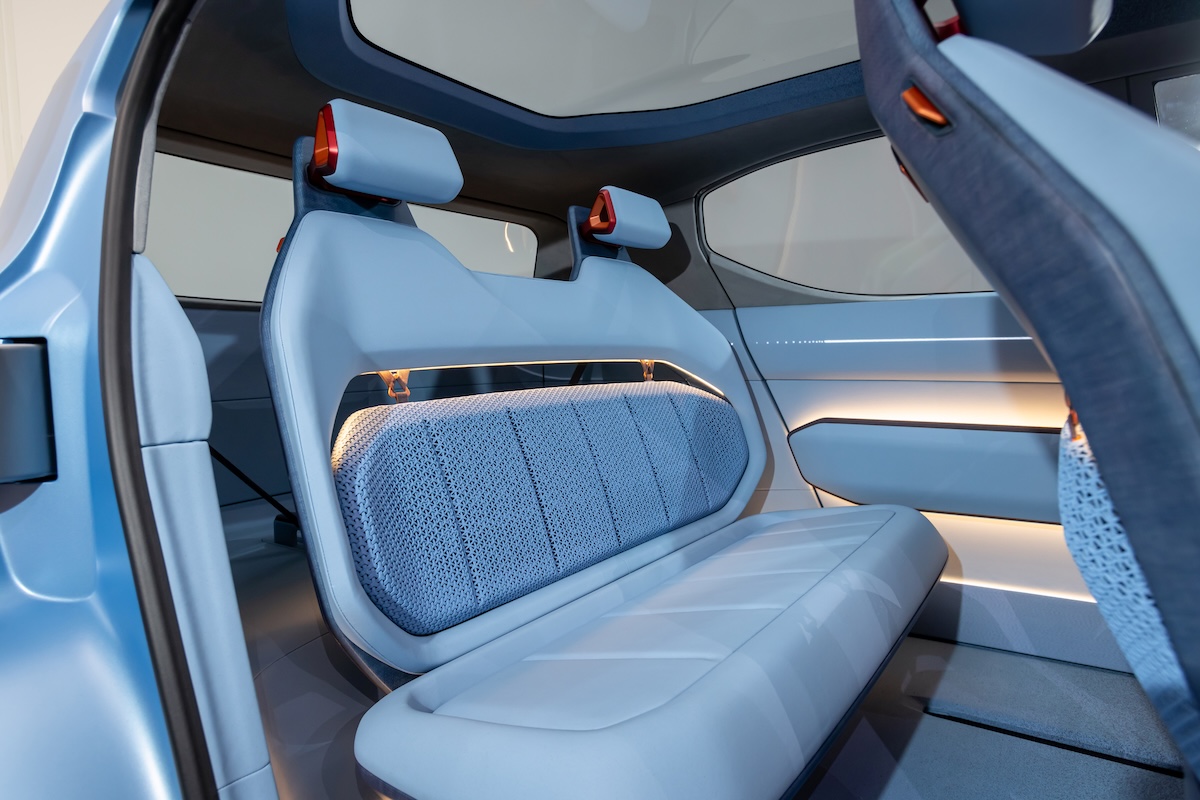 Kia Concept EV2: la nuova frontiera degli interni elettrici tra design urbano e materiali sostenibili Kia Concept EV2: la nuova frontiera degli interni elettrici tra design urbano e materiali sostenibili