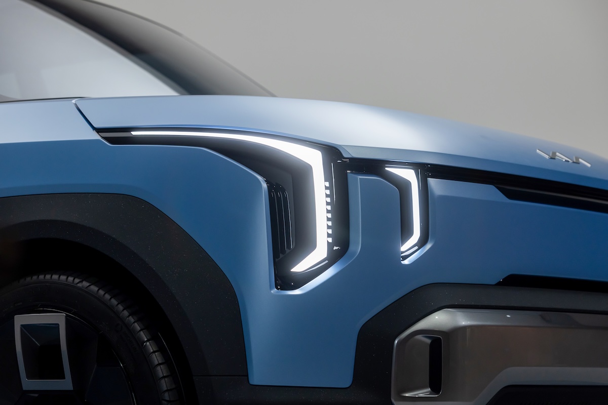 Kia Concept EV2: la nuova frontiera degli interni elettrici tra design urbano e materiali sostenibili Kia Concept EV2: la nuova frontiera degli interni elettrici tra design urbano e materiali sostenibili