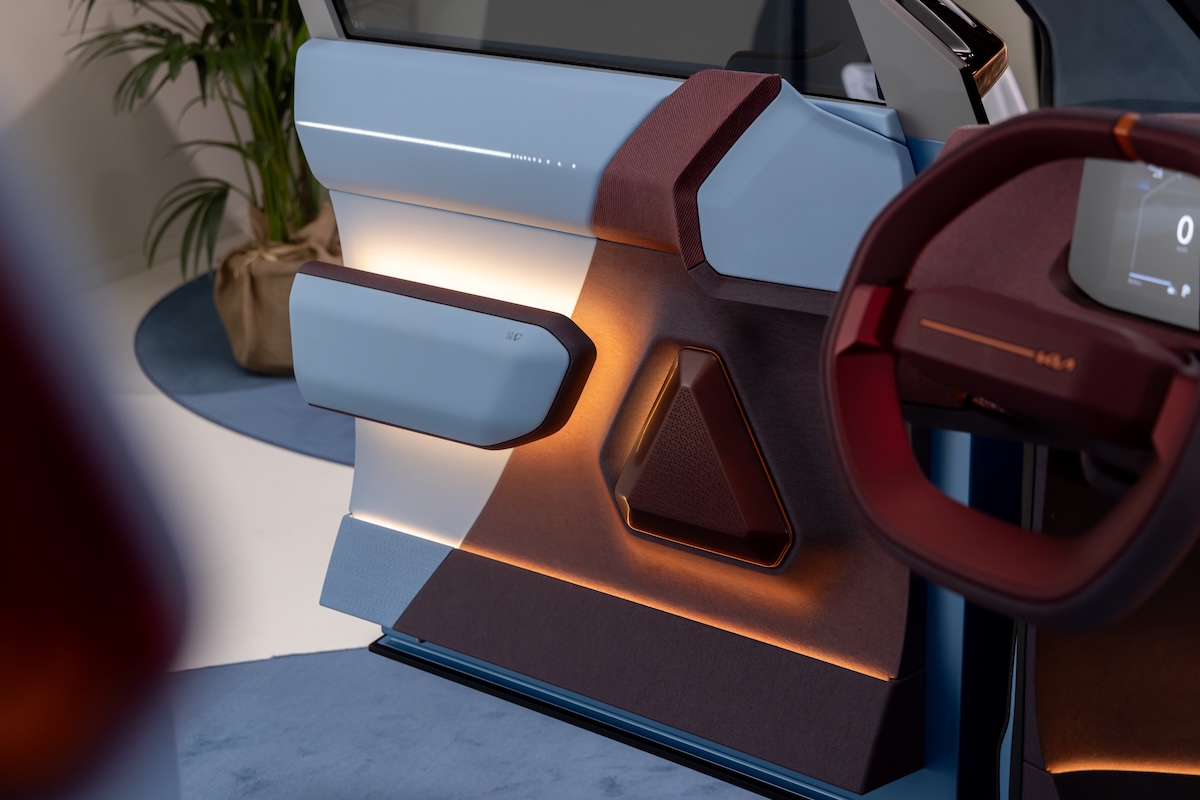 Kia Concept EV2: la nuova frontiera degli interni elettrici tra design urbano e materiali sostenibili Kia Concept EV2: la nuova frontiera degli interni elettrici tra design urbano e materiali sostenibili