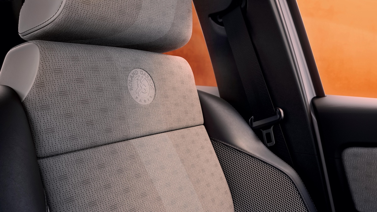 Renault 5 E-Tech Electric Roland-Garros: apertura ordini e prezzi della nuova serie speciale Renault 5 E-Tech Electric Roland-Garros: apertura ordini e prezzi della nuova serie speciale