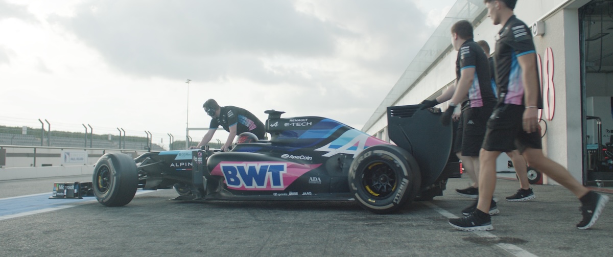 Alpine protagonista nel film “Rapide”: più spazio alle donne nel motorsport