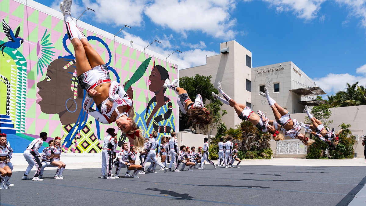 Formula E a Miami: Nissan Team porta in pista l’energia delle cheerleader Top Gun All-Stars Formula E a Miami: Nissan Team porta in pista l’energia delle cheerleader Top Gun All-Stars