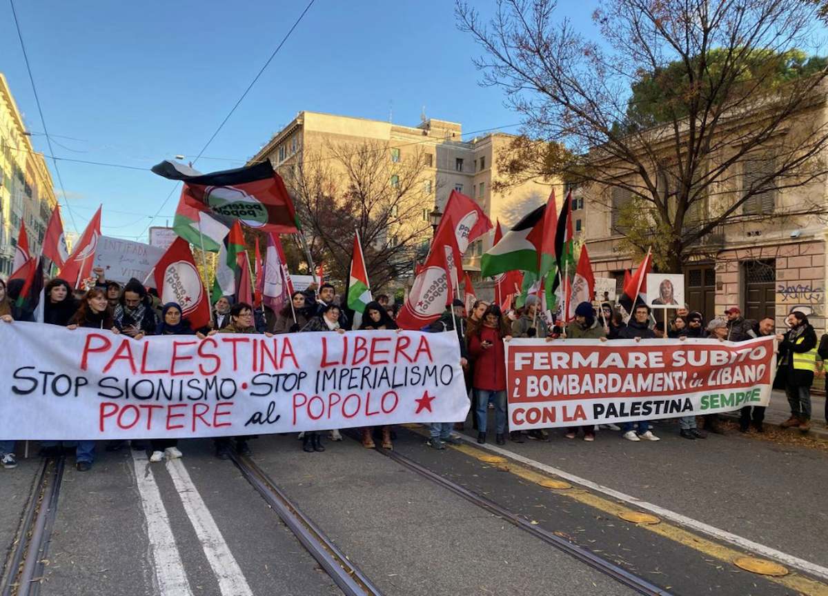 Corteo pro Palestina a Milano, denunciati sei manifestanti per resistenza a pubblico ufficiale Corteo pro Palestina a Milano, denunciati sei manifestanti per resistenza a pubblico ufficiale
