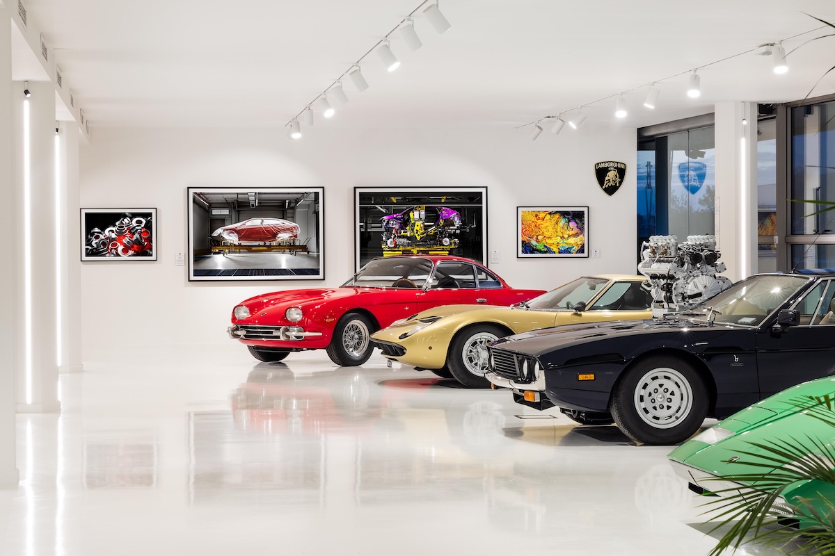 Lamborghini incontra l’arte: al Museo arriva la mostra fotografica “The Industrial Perspective”