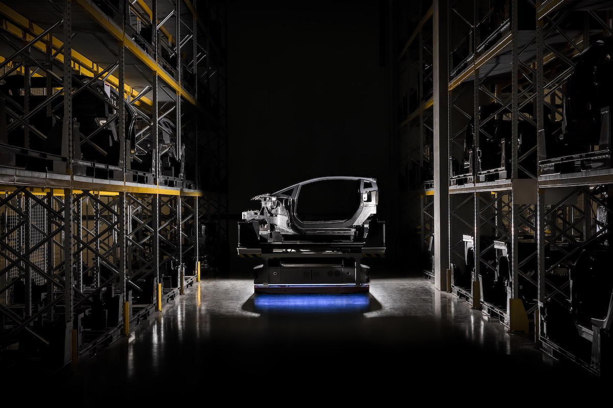 Lamborghini incontra l’arte: al Museo arriva la mostra fotografica “The Industrial Perspective”