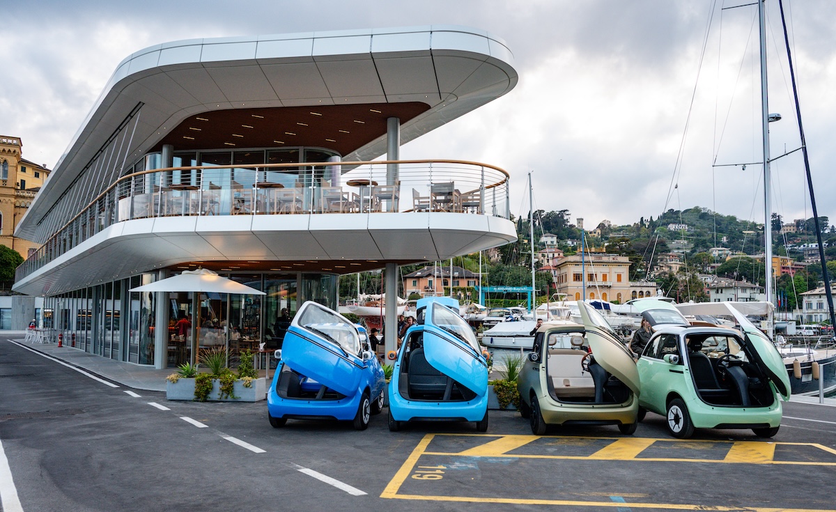 Microlino Spiaggina debutta in Italia: la microcar elettrica cabrio che reinventa lo stile della Dolce Vita Microlino Spiaggina debutta in Italia: la microcar elettrica cabrio che reinventa lo stile della Dolce Vita