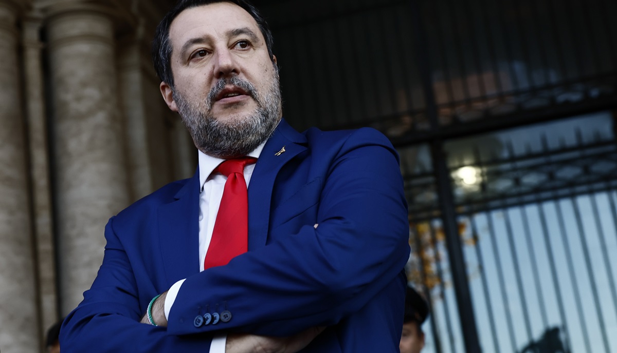 Lancio di uova contro Salvini, il processo finisce in un nulla di fatto Lancio di uova contro Salvini, il processo finisce in un nulla di fatto