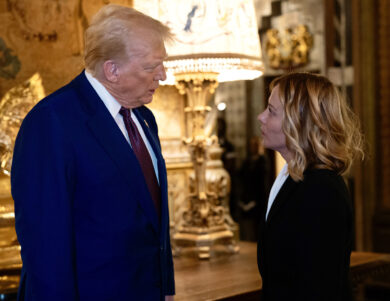 Meloni negli Usa da Trump per trattare sui dazi, dal gas al digitale: le carte che si giocherà la premier per ottenere più flessibilità