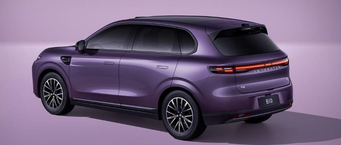 Leapmotor al Shanghai Auto Show 2025 con il nuovo B10: la sfida elettrica si fa globale Leapmotor al Shanghai Auto Show 2025 con il nuovo B10: la sfida elettrica si fa globale