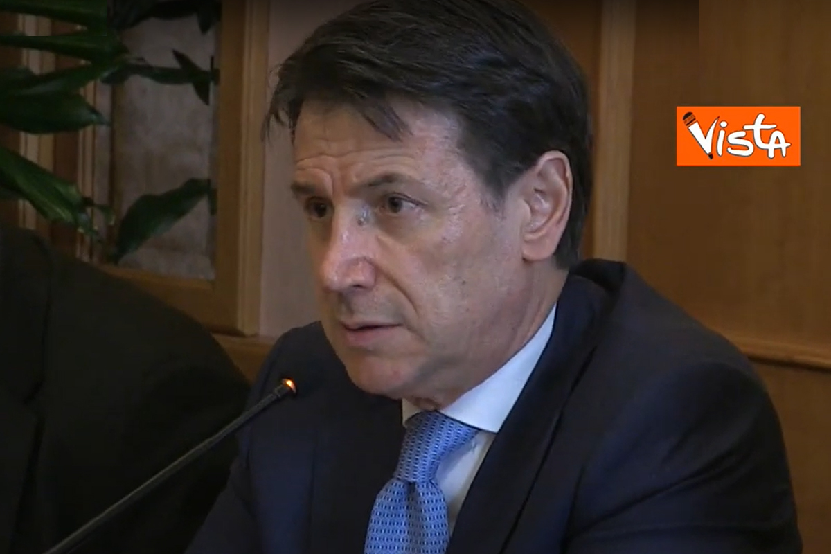 Meloni da Trump, le reazioni politiche: opposizioni all’attacco. Fratoianni durissimo, Conte ironizza Meloni da Trump, le reazioni politiche: opposizioni all’attacco. Fratoianni durissimo, Conte ironizza