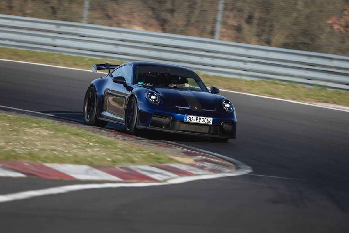 Porsche 911 GT3 da record: sul Nürburgring è l’auto di serie manuale più veloce di sempre