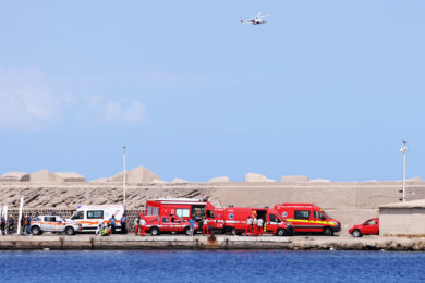 Olbia, momenti di tensione: dispersi due fratelli in mare. Ritrovati uno zaino e due stivali