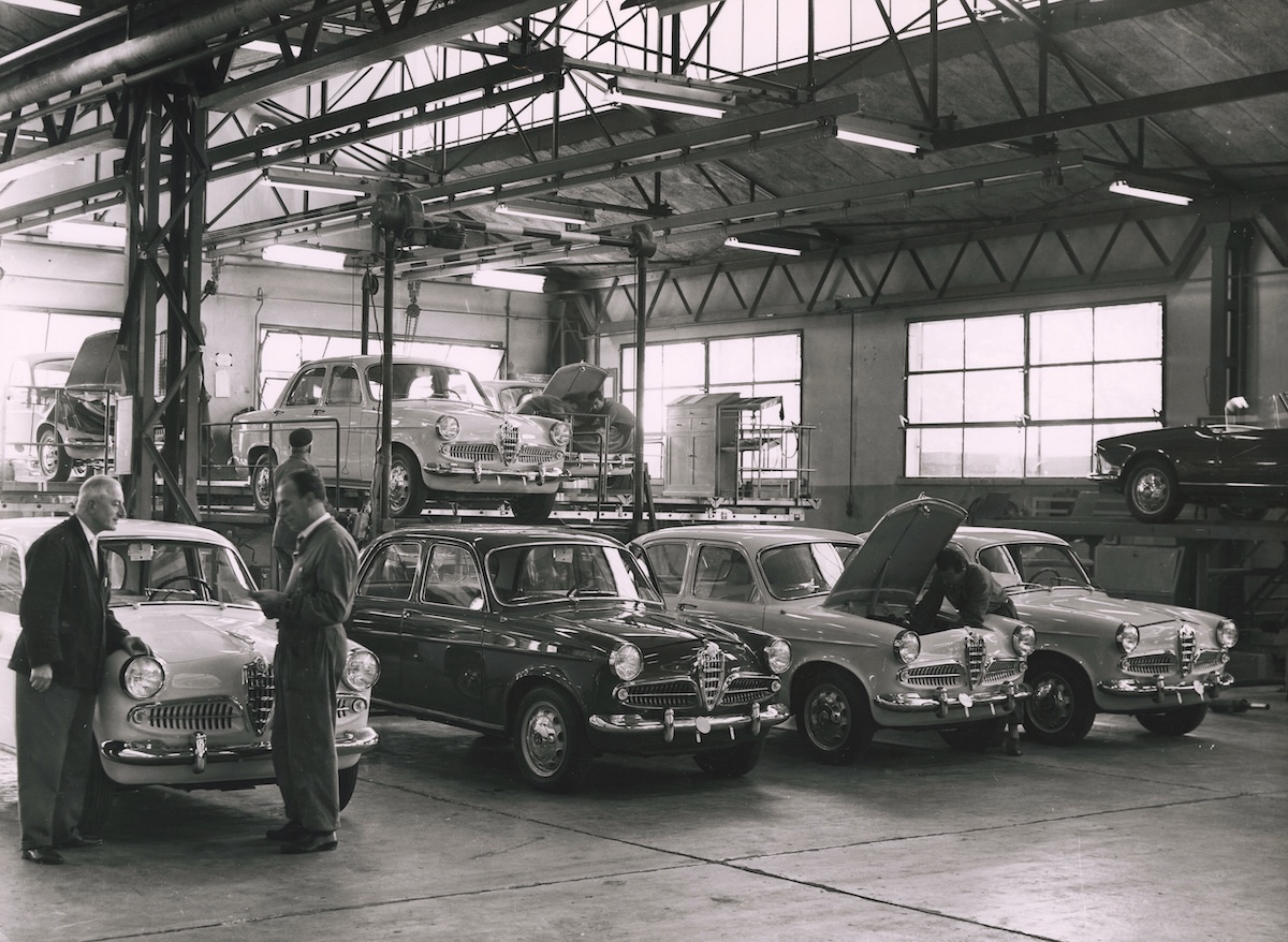 Alfa Romeo Giulietta Berlina: 70 anni di storia tra innovazione, sportività e il mito del Made in Italy