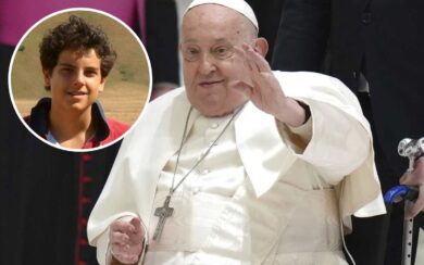 Morte di Francesco, slitta la canonizzazione di Carlo Acutis. Delpini: “Ma è già santo”