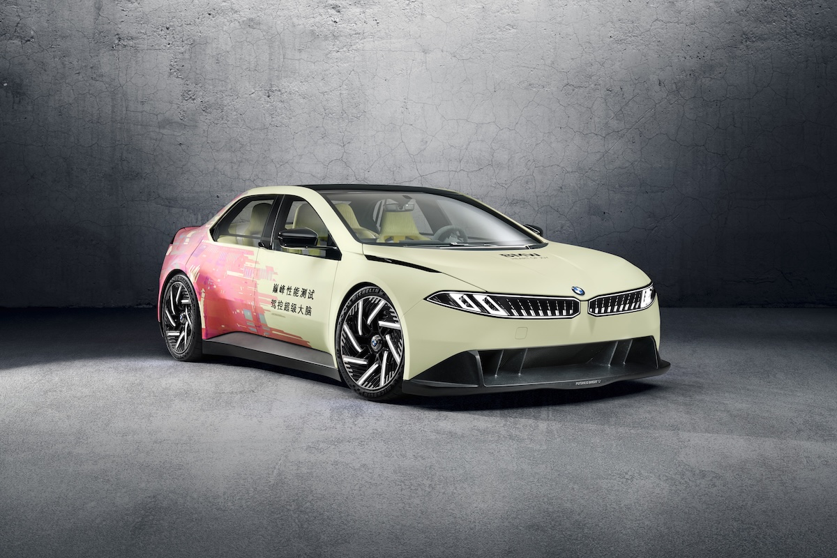 BMW Vision Driving Experience stupisce a Shanghai: 18.000 Nm di coppia e un design che illumina il futuro BMW Vision Driving Experience stupisce a Shanghai: 18.000 Nm di coppia e un design che illumina il futuro
