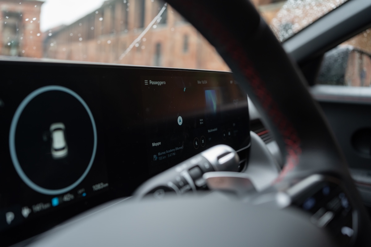 Hyundai Ioniq 5 e Inoiq 6 rivoluzionano la mobilità elettrica con la ricarica da 800 Volt