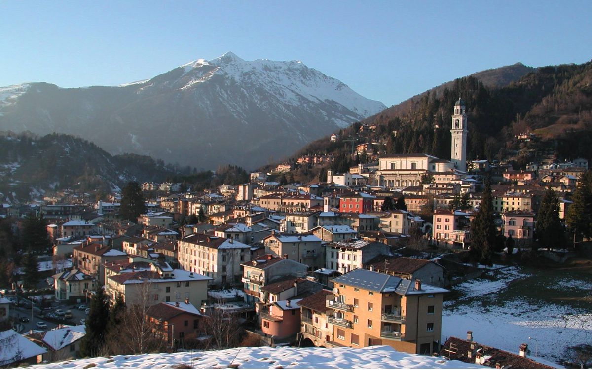 La Lombardia candida Clusone, Bellano e Monte Isola tra i borghi più belli del mondo La Lombardia candida Clusone, Bellano e Monte Isola tra i borghi più belli del mondo