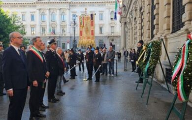 25 Aprile a Milano, Sala: “Oggi è la festa della Liberazione, non se ne svilisca il senso”