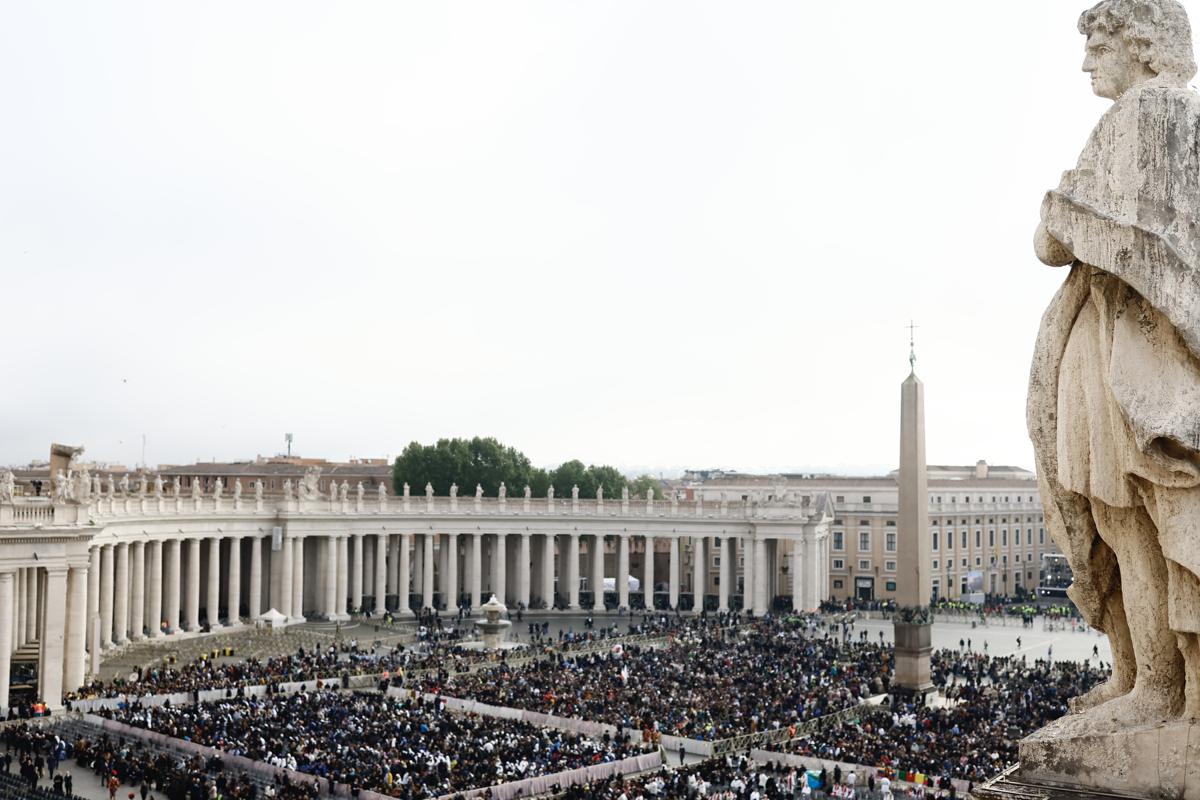 Funerali del Papa: in 400 mila per l’addio a Francesco. La tumulazione a Santa Maria Maggiore