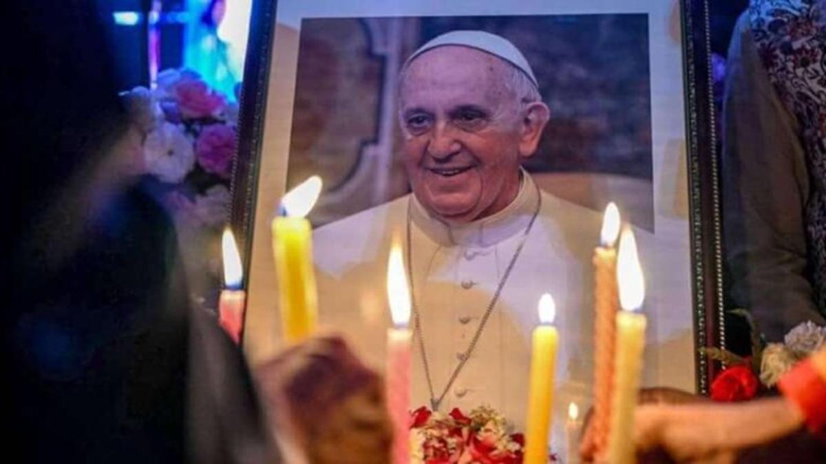 Francesco è vivo! E sorride dalla Basilica di Santa Maria Maggiore Francesco è vivo! E sorride dalla Basilica di Santa Maria Maggiore