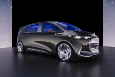 Mercedes-Benz e il paradosso dell’auto: tagli di produzione in Europa, più vetrine in Cina