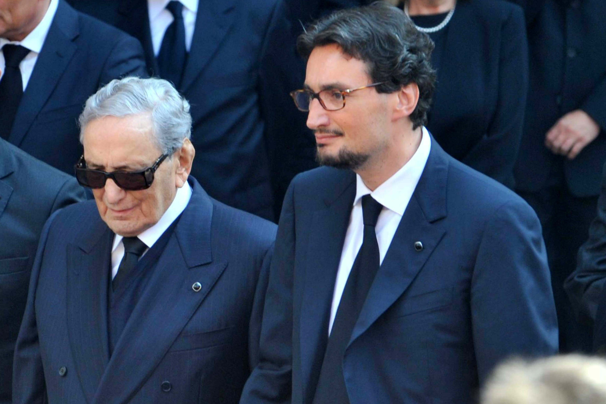 Michele Ferrero, 100 anni fa nasceva il papà della Nutella: oggi il figlio Giovanni vanta un patrimonio da 40 miliardi Michele Ferrero, 100 anni fa nasceva il papà della Nutella: oggi il figlio Giovanni vanta un patrimonio da 40 miliardi