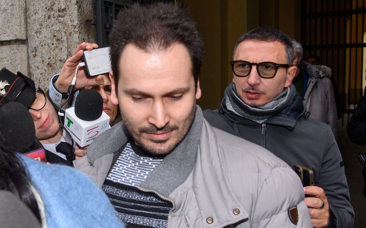 Garlasco, la madre di Andrea Sempio convocata in caserma: non risponde ed ha un lieve malore Garlasco, la madre di Andrea Sempio convocata in caserma: non risponde ed ha un lieve malore