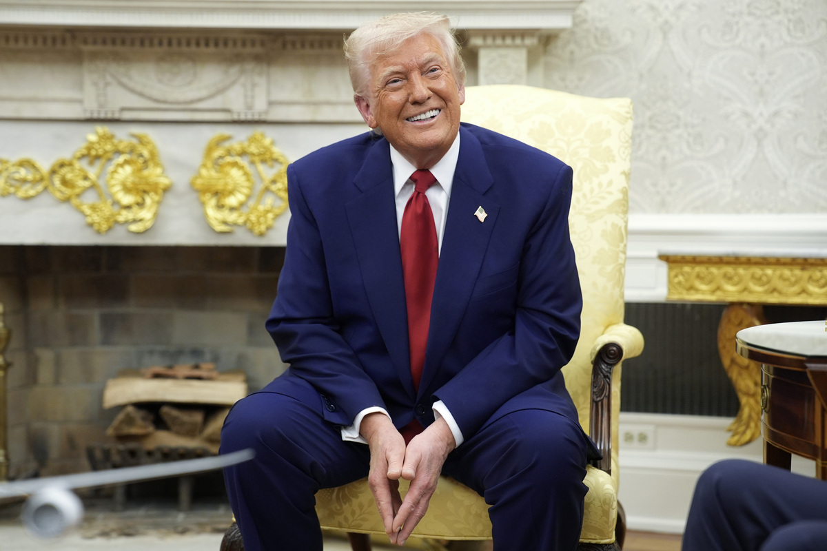 Trump, consenso in caduta libera dopo i primi 100 giorni: “Il più basso da sette decenni” Trump, consenso in caduta libera dopo i primi 100 giorni: “Il più basso da sette decenni”