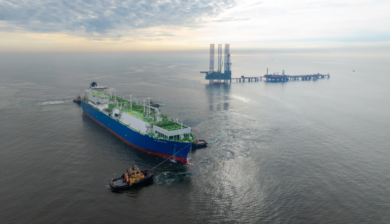 Snam: completato il commissioning della nave rigassificatrice BW Singapore