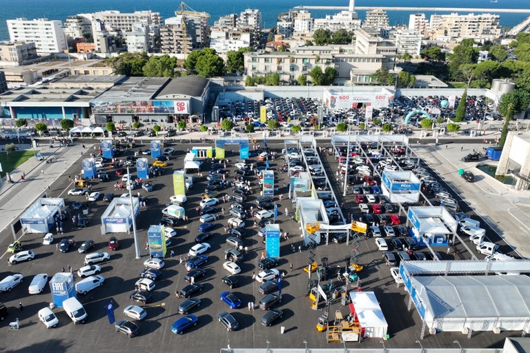 Tasse e tributi auto: leasing e noleggio scelgono Trento e Bolzano per gli sconti. Roma, “buco” da 30 mln anno Tasse e tributi auto: leasing e noleggio scelgono Trento e Bolzano per gli sconti. Roma, “buco” da 30 mln anno