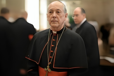 Allontanato da Francesco per abusi sessuali, è al Conclave come se nulla fosse. Lo strano caso del cardinal Cipriani
