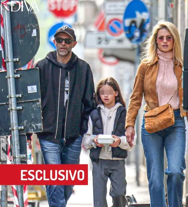 Michelle Hunziker e Stefano Rosso, è amore? La passeggiata in famiglia e… FOTO