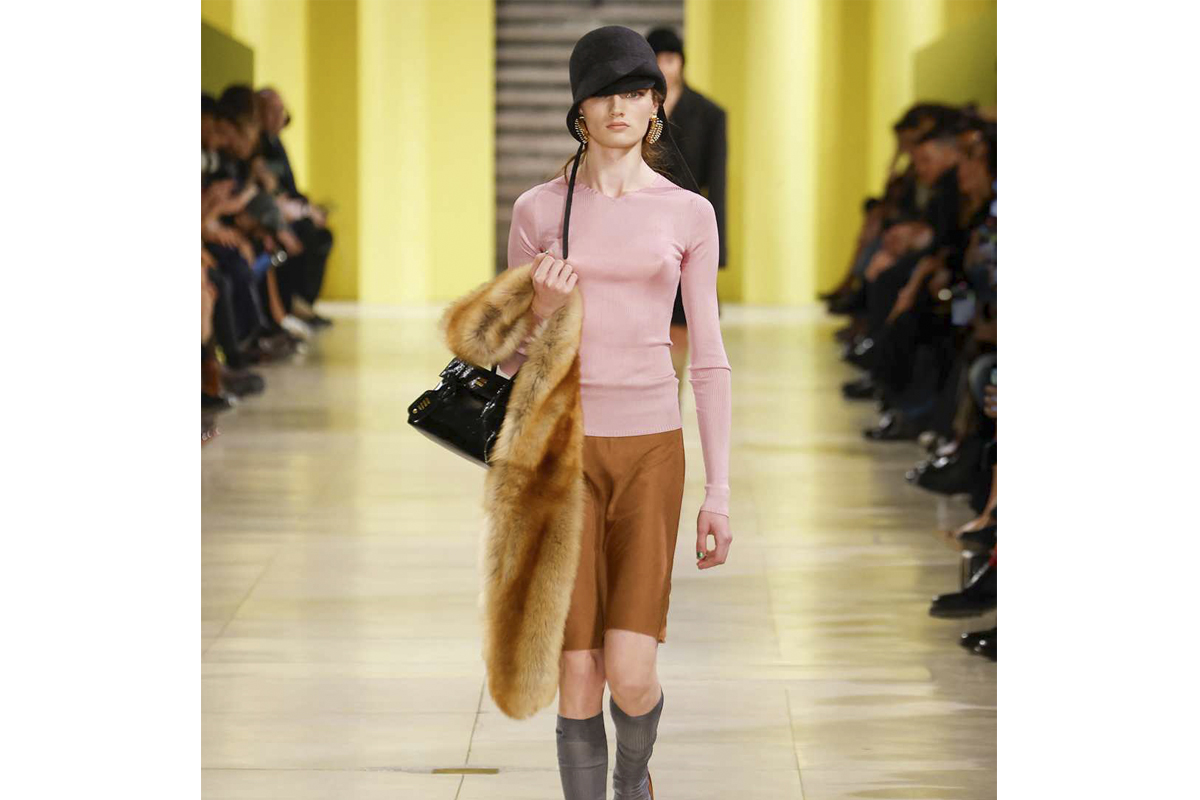 Moda, Prada dribbla la crisi: nel trimestre ricavi in aumento, Miu Miu corre con un +60%