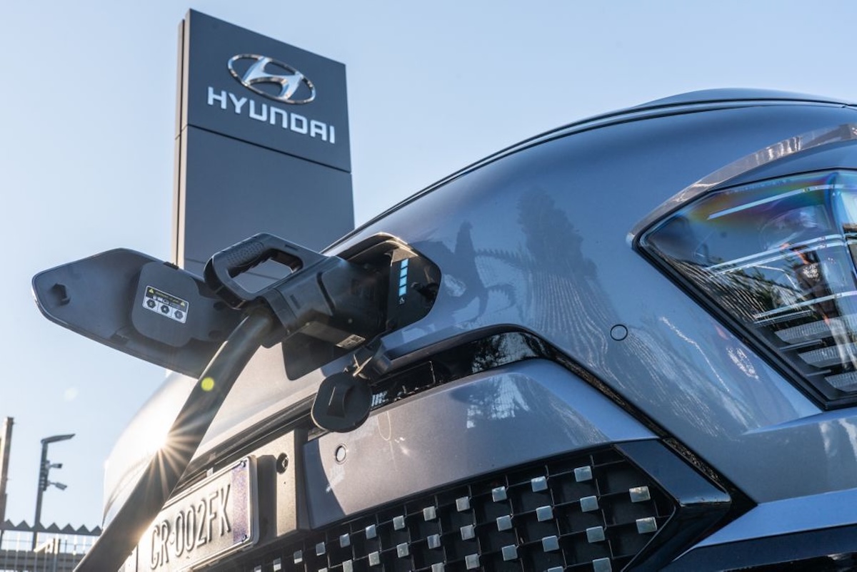 Nuova Hyundai KONA 2025: gamma rinnovata e tecnologia per tutte le esigenze Nuova Hyundai KONA 2025: gamma rinnovata e tecnologia per tutte le esigenze