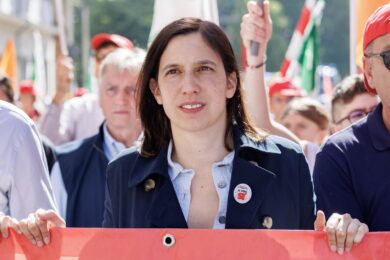Primo maggio, sul referendum Schlein ha un notebook: chi non vota “sì” sarà fuori dalle liste per le politiche