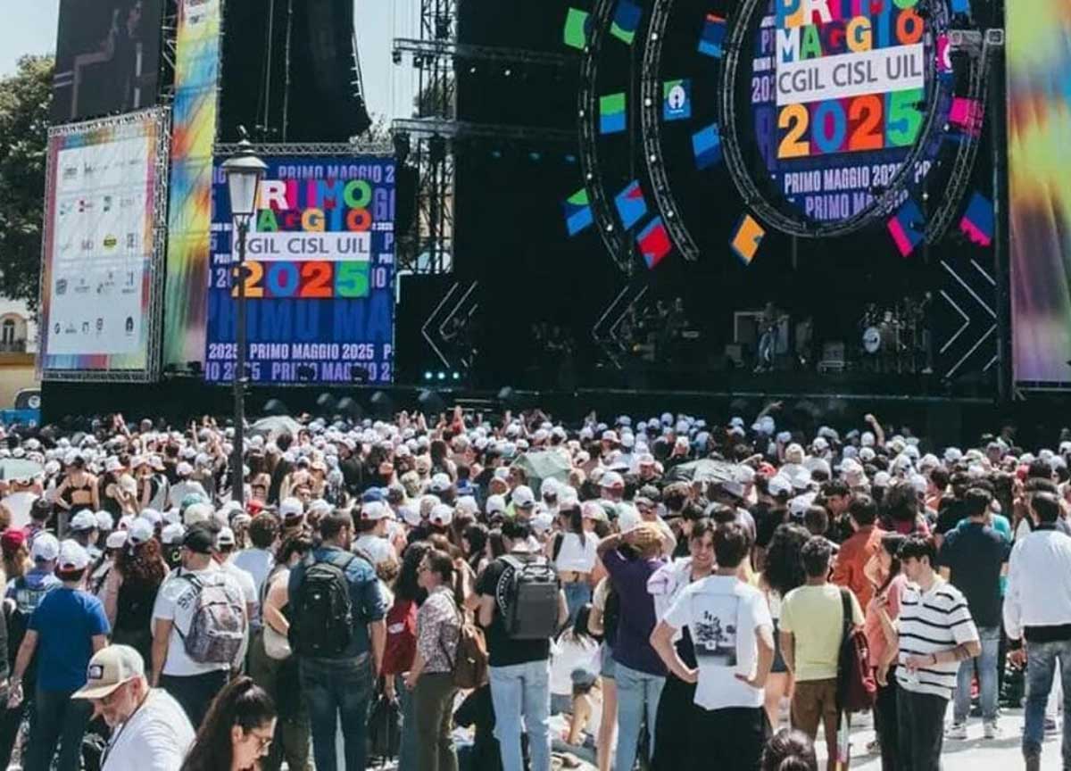 Violenza sessuale al Concertone di Roma: Piantedosi chiede l’espulsione dei 3 studenti fermati Violenza sessuale al Concertone di Roma: Piantedosi chiede l’espulsione dei 3 studenti fermati