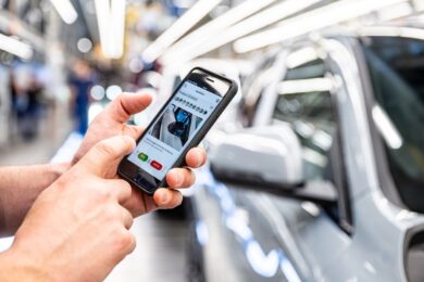 BMW punta sull’intelligenza artificiale per ottimizzare il controllo qualità