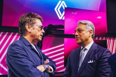 Renault e Jean-Michel Jarre insieme fino al 2028 per rivoluzionare il suono a bordo