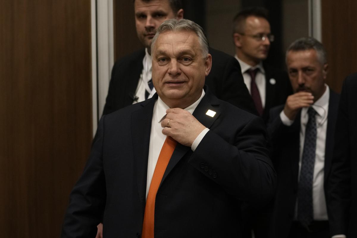 Orban, il giallo della mega villa vista lago a Varese da 4 milioni di euro. Un fondo ungherese porta a lui Orban, il giallo della mega villa vista lago a Varese da 4 milioni di euro. Un fondo ungherese porta a lui