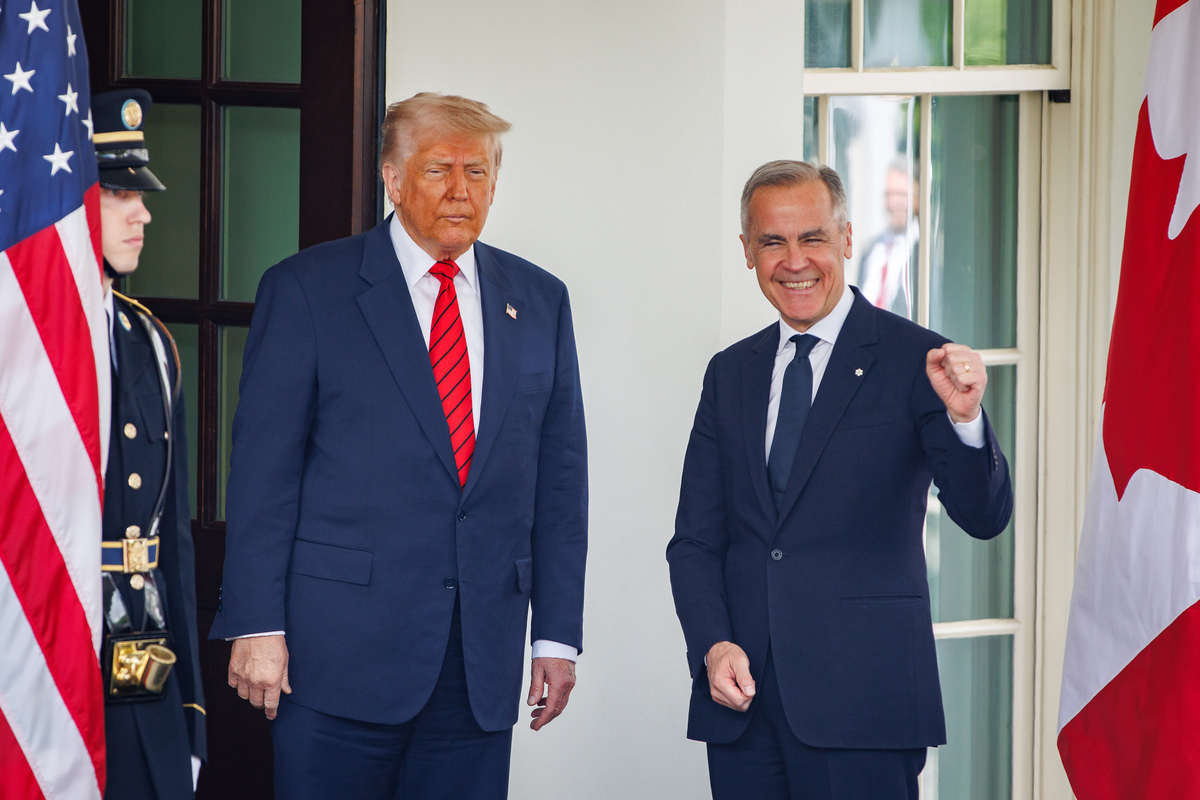 Usa-Canada, Carney alla Casa Bianca: “Il nostro Paese non sarà mai in vendita”. Trump: “Mai dire mai” Usa-Canada, Carney alla Casa Bianca: “Il nostro Paese non sarà mai in vendita”. Trump: “Mai dire mai”