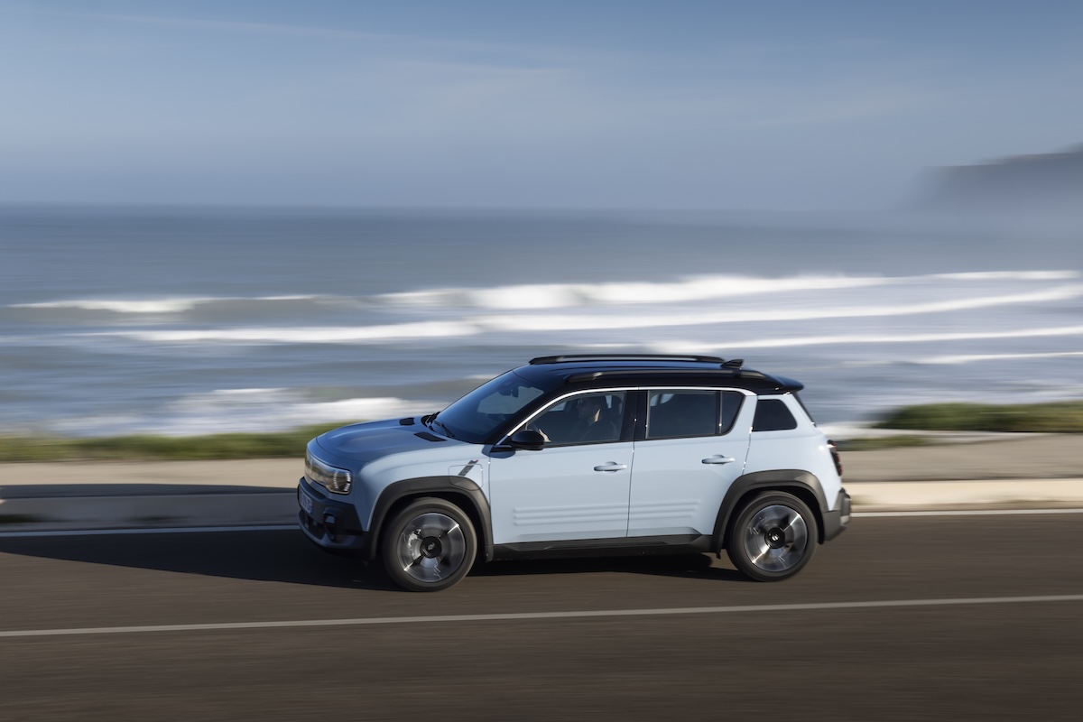 Renault 4 E-Tech Electric: il ritorno di un mito in chiave 100% elettrica e moderna Renault 4 E-Tech Electric: il ritorno di un mito in chiave 100% elettrica e moderna