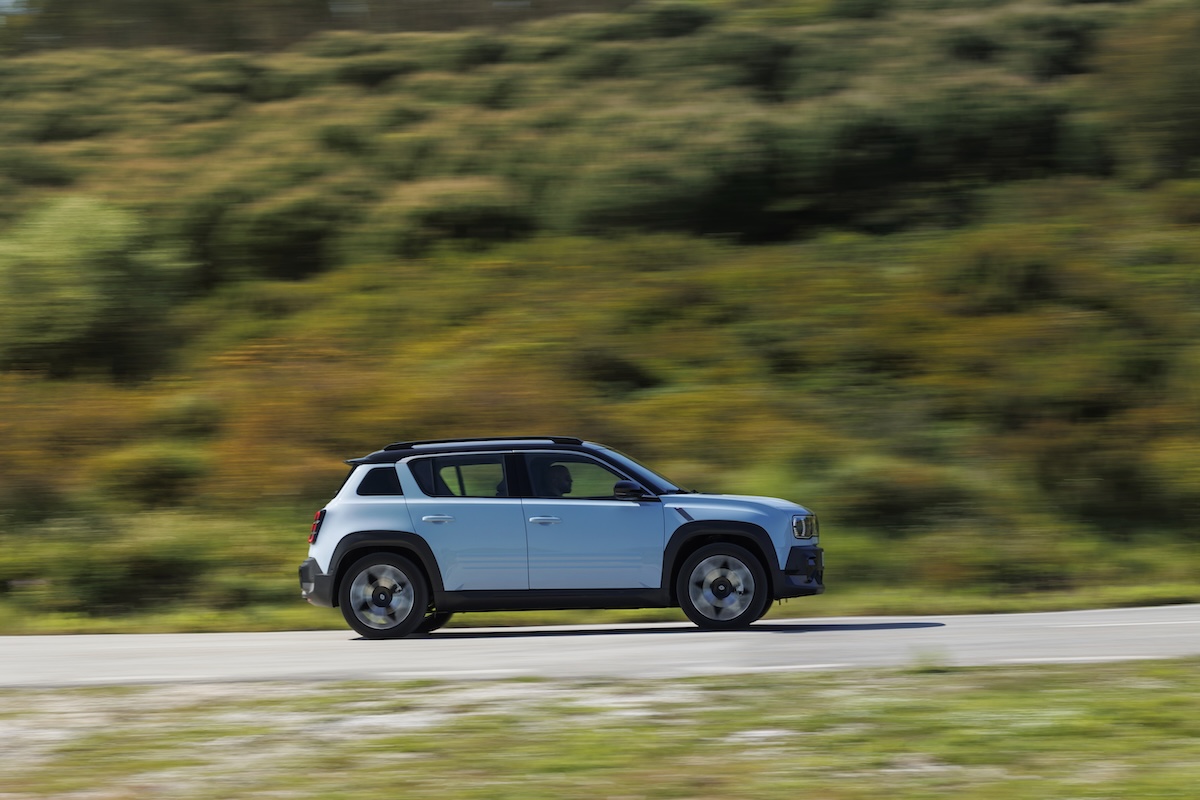 Renault 4 E-Tech Electric: il ritorno di un mito in chiave 100% elettrica e moderna Renault 4 E-Tech Electric: il ritorno di un mito in chiave 100% elettrica e moderna
