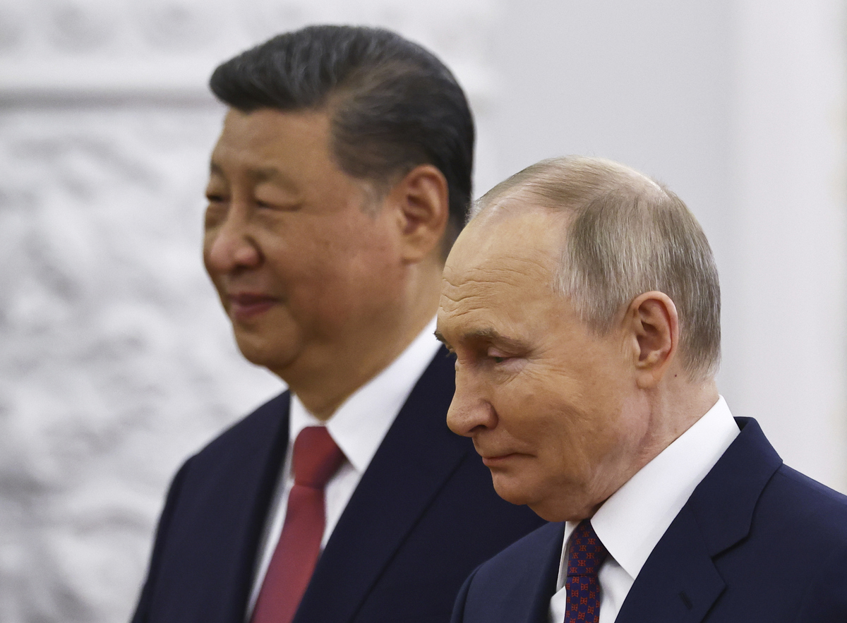 Xi Jinping vola da Putin, Cina e Russia sempre più unite: “Sfidiamo il bullismo degli Stati Uniti”