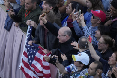 Papa Leone XIV, Chicago in festa per il nuovo Pontefice: le reazioni dagli Usa